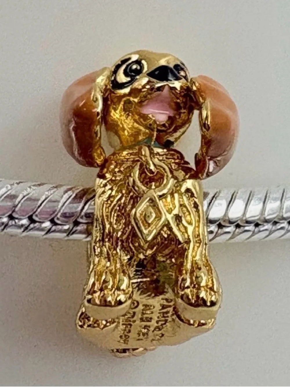 N/A gold tone